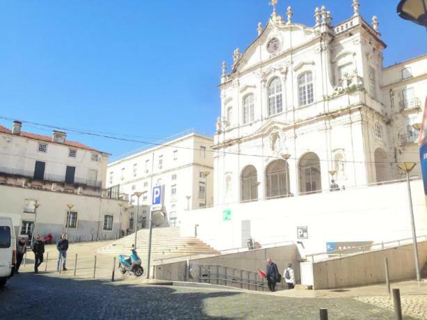 Cozy And Beautiful Flat In Great Location! Apartment Lisbon Luaran gambar